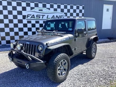 Used 2017 Jeep Wrangler Rubicon w/ Connectivity Group image 1