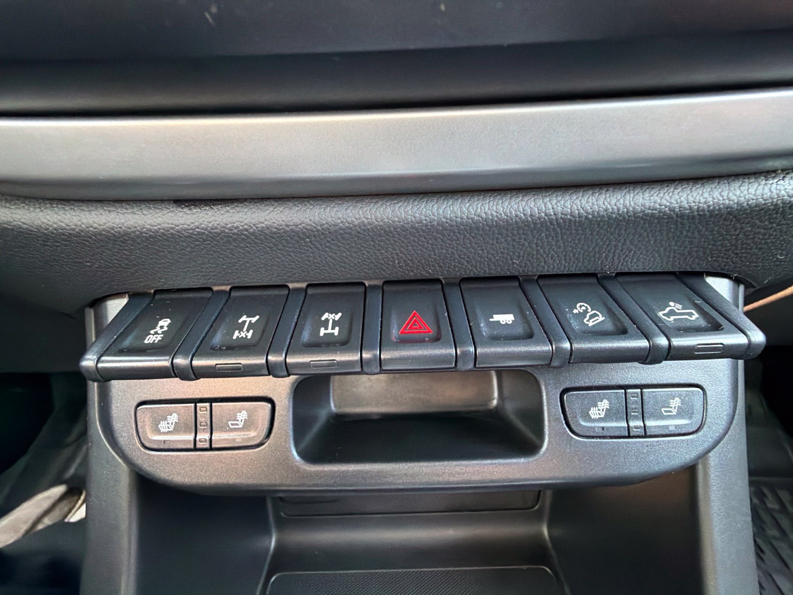 Used 2021 Chevrolet Colorado ZR2 AWD/4WD image 23