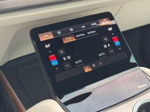 New 2026 Cadillac Vistiq Luxury image 31