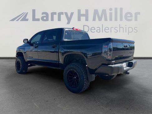 Used 2020 Toyota Tundra SR5 w/ SR5 Upgrade Package image 3