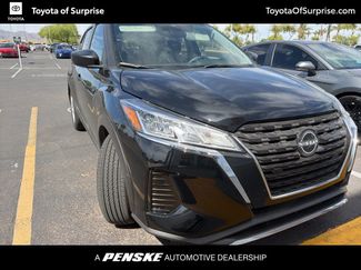 Used 2025 Nissan Kicks Play S video 1