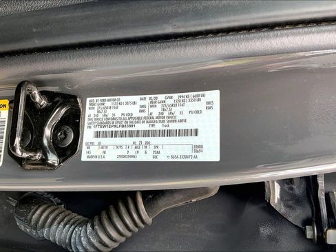 Used 2020 Ford F150 XLT w/ Equipment Group 302A Luxury AWD/4WD image 29