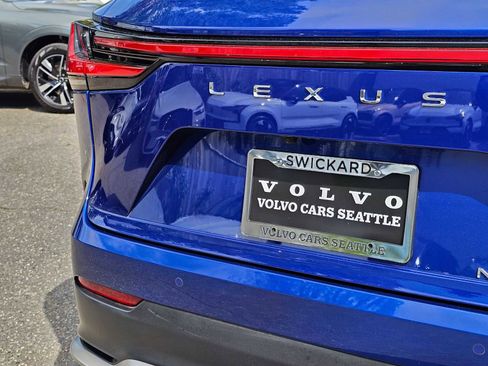 Used 2025 Lexus NX 350 F Sport AWD/4WD image 16