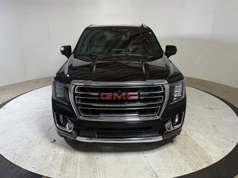 Used 2024 GMC Yukon SLT image 2