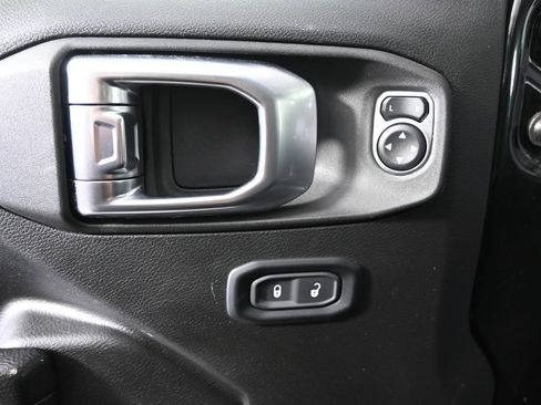 Used 2023 Jeep Wrangler Sport AWD/4WD image 18