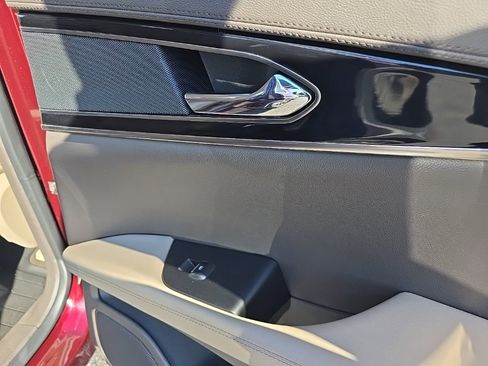 Used 2022 Lincoln Nautilus Reserve image 21