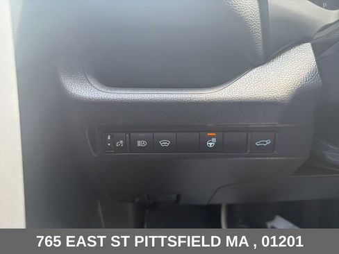 Used 2025 Toyota RAV4 XLE w/ Convenience Package AWD/4WD image 14