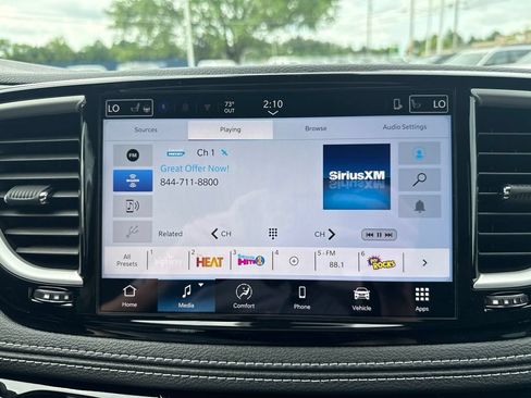 New 2027 Chrysler Pacifica Select AWD/4WD image 39
