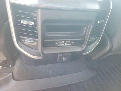 Used 2020 RAM 1500 Big Horn AWD/4WD image 21
