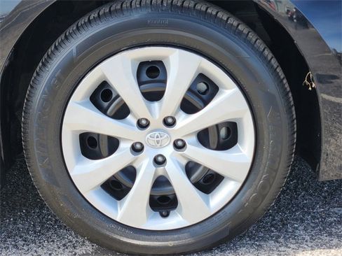 Certified 2024 Toyota Corolla LE image 8