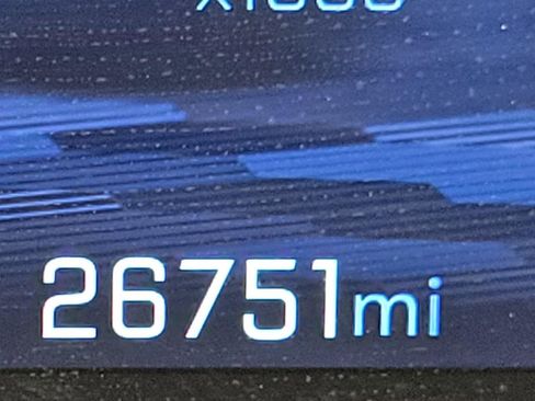 Used 2025 Chevrolet Equinox LT image 3