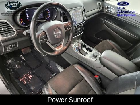 Used 2020 Jeep Grand Cherokee Laredo w/ Quick Order Package 2BN North AWD/4WD image 12