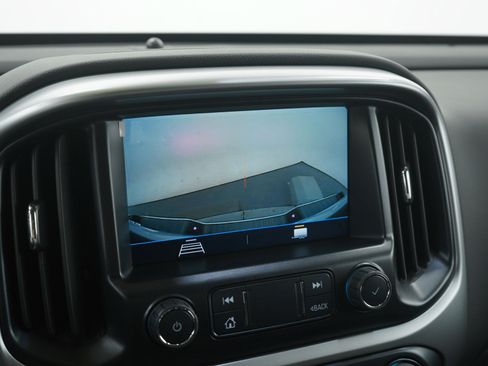 Used 2022 Chevrolet Colorado LT image 28