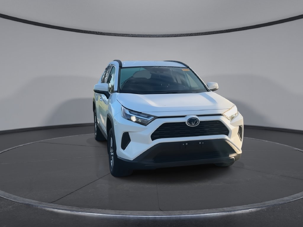 Certified 2024 Toyota RAV4 XLE AWD/4WD image 3