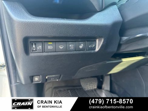 Used 2022 Toyota RAV4 XSE AWD/4WD image 20