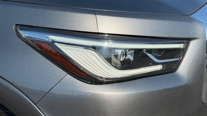 Used 2019 INFINITI QX80 Luxe AWD/4WD image 11