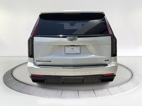 Used 2023 Cadillac Escalade Sport Platinum w/ LPO, ONYX Package AWD/4WD image 4
