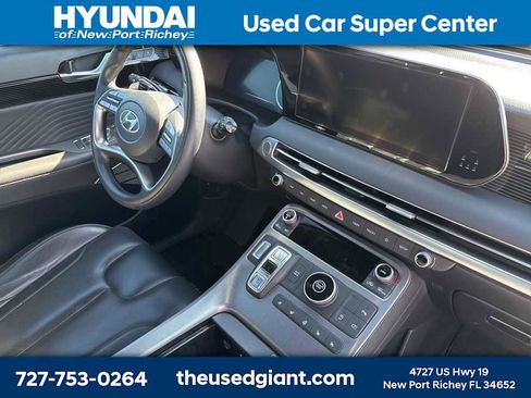 Used 2023 Hyundai Palisade Calligraphy FWD image 6