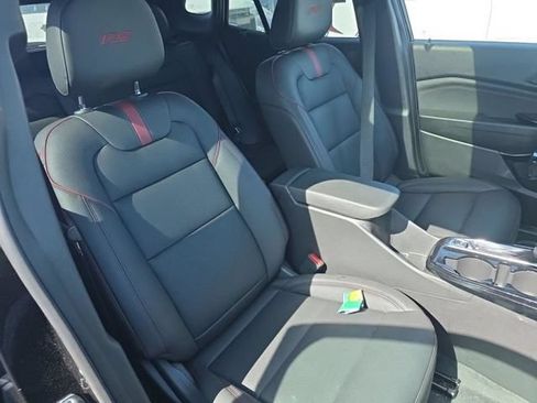 Certified 2026 Chevrolet Trax RS w/ Sunroof Package FWD image 6