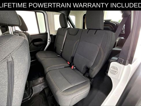 Used 2024 Jeep Wrangler Unlimited Sport AWD/4WD image 35