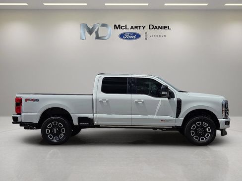 Used 2025 Ford F250 Platinum AWD/4WD image 6