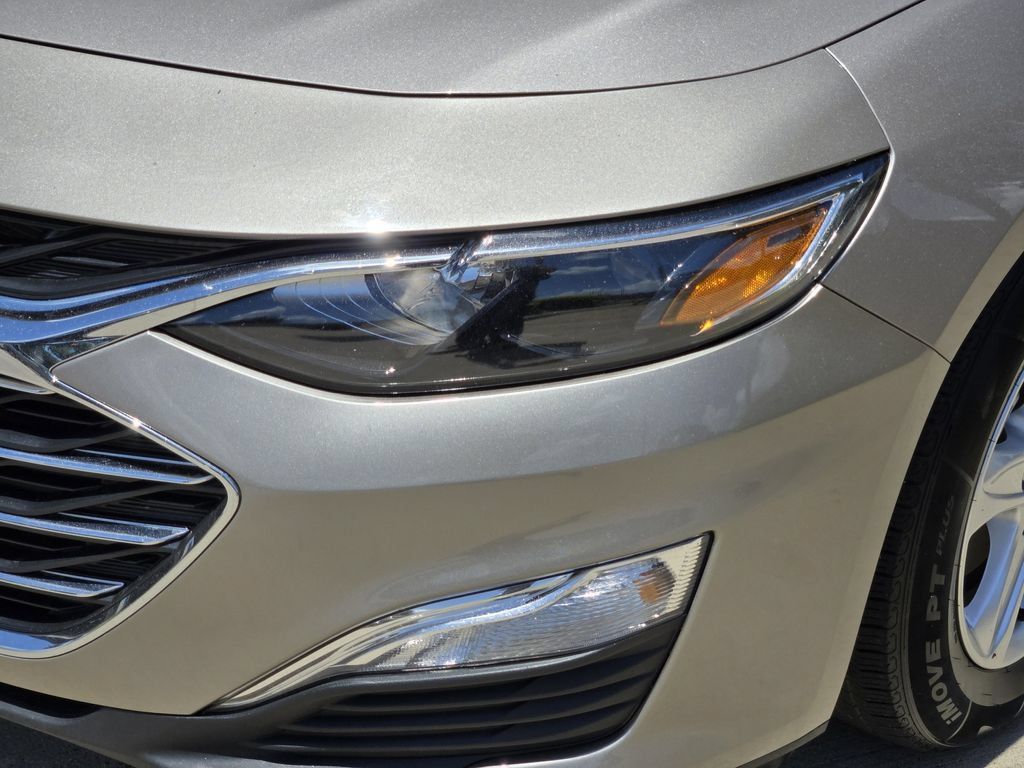 Used 2024 Chevrolet Malibu LS FWD image 6