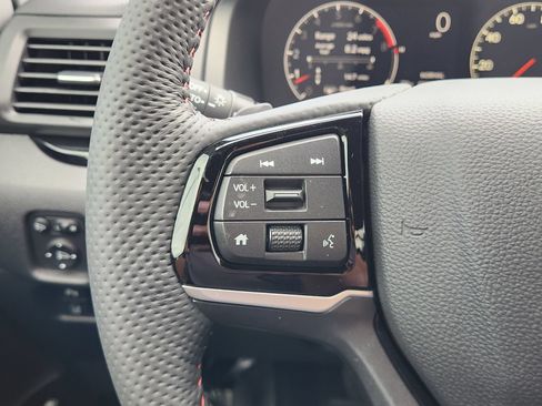 New 2026 Honda Ridgeline Black Edition image 32