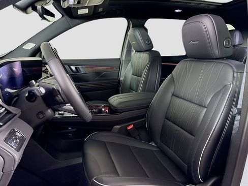 New 2026 Buick Enclave Avenir w/ Super Cruise Package image 21