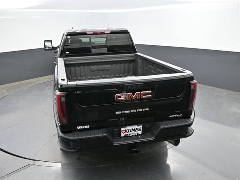 Used 2025 GMC Sierra 2500 AT4 AWD/4WD image 32