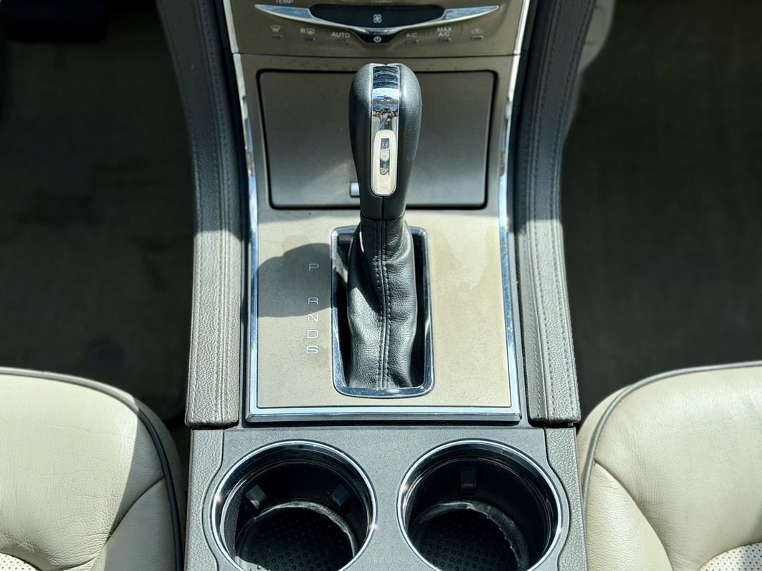 Used 2013 Lincoln MKX AWD image 20