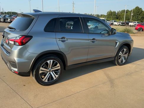 Used 2024 Mitsubishi Outlander Sport SE image 9