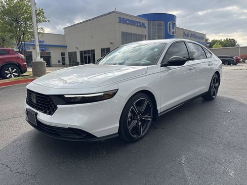 New 2026 Honda Accord SE image 3