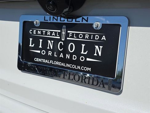 Used 2025 Lincoln Aviator Black Label AWD/4WD image 6