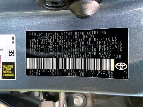Used 2024 Toyota Corolla LE FWD image 29