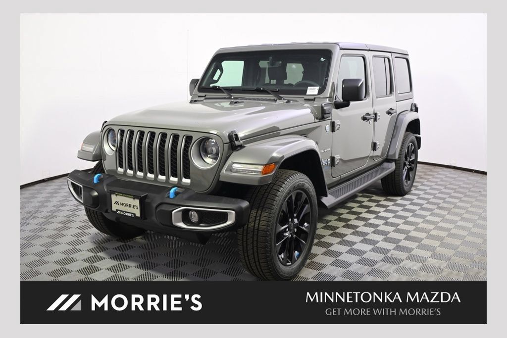 Used 2023 Jeep Wrangler Unlimited Sahara AWD/4WD image 1