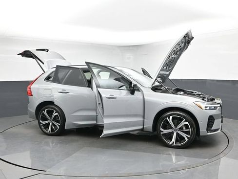 Used 2024 Volvo XC60 B5 Ultimate w/ Climate Package AWD/4WD image 54