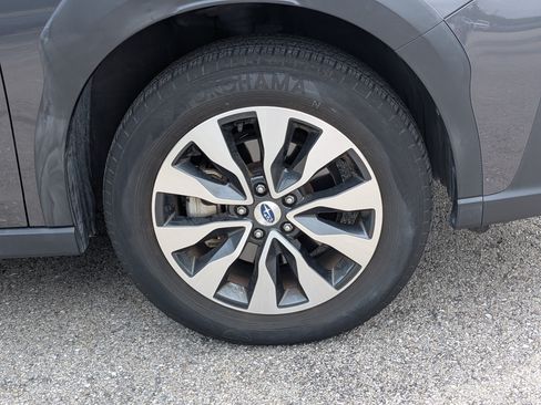 Certified 2024 Subaru Outback Touring XT AWD/4WD image 11