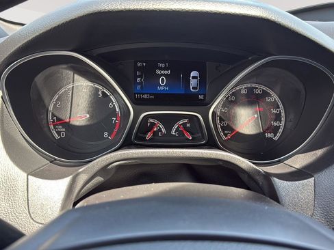 Used 2015 Ford Focus ST w/ Equipment Group 401A FWD image 2