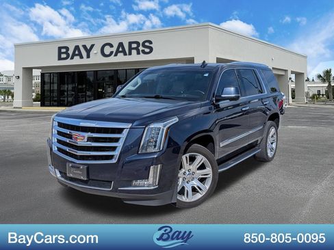 Used 2020 Cadillac Escalade Luxury AWD/4WD image 1