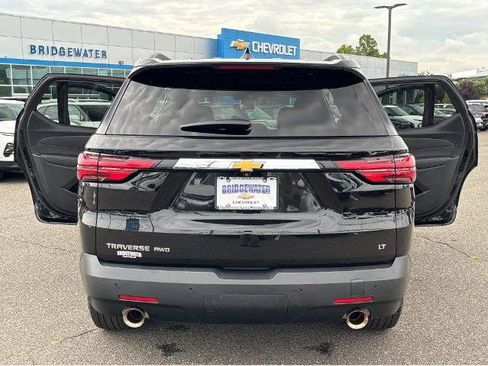 Used 2022 Chevrolet Traverse LT w/ LPO, Floor Liner Package AWD/4WD image 12