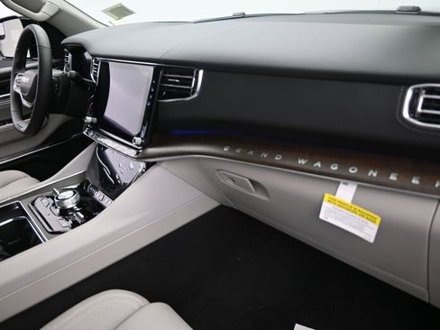 Used 2024 Jeep Grand Wagoneer L 4WD image 48