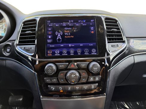 Used 2021 Jeep Grand Cherokee Trailhawk image 12