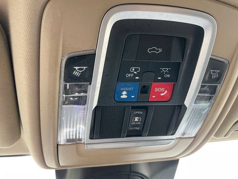 Used 2021 RAM 3500 Laramie AWD/4WD image 20