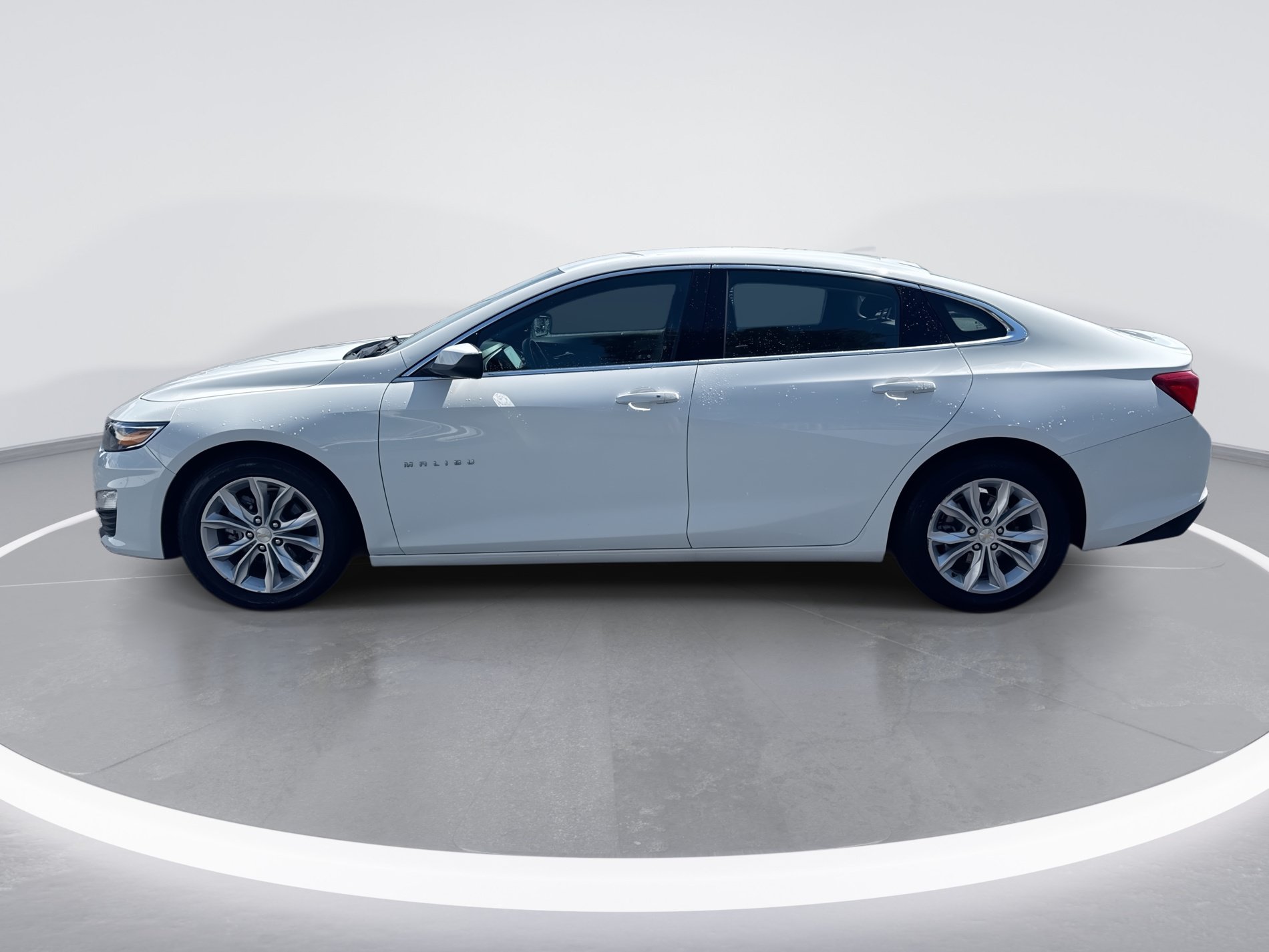 Used 2024 Chevrolet Malibu LT FWD image 7