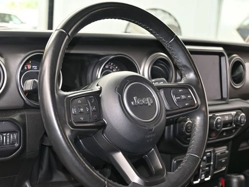 Used 2022 Jeep Wrangler Unlimited Sport image 13