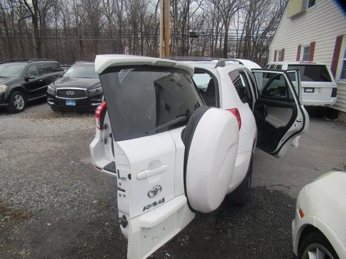 Used 2012 Toyota RAV4 4WD image 13