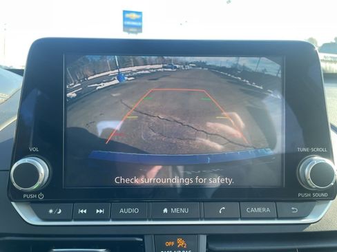 Used 2023 Nissan Altima 2.5 SR image 21