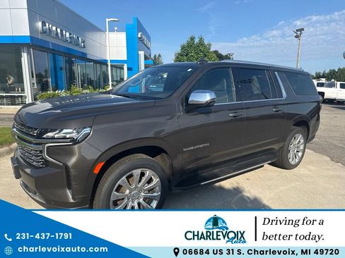 Used 2021 Chevrolet Suburban Premier w/ Premium Package AWD/4WD image 1