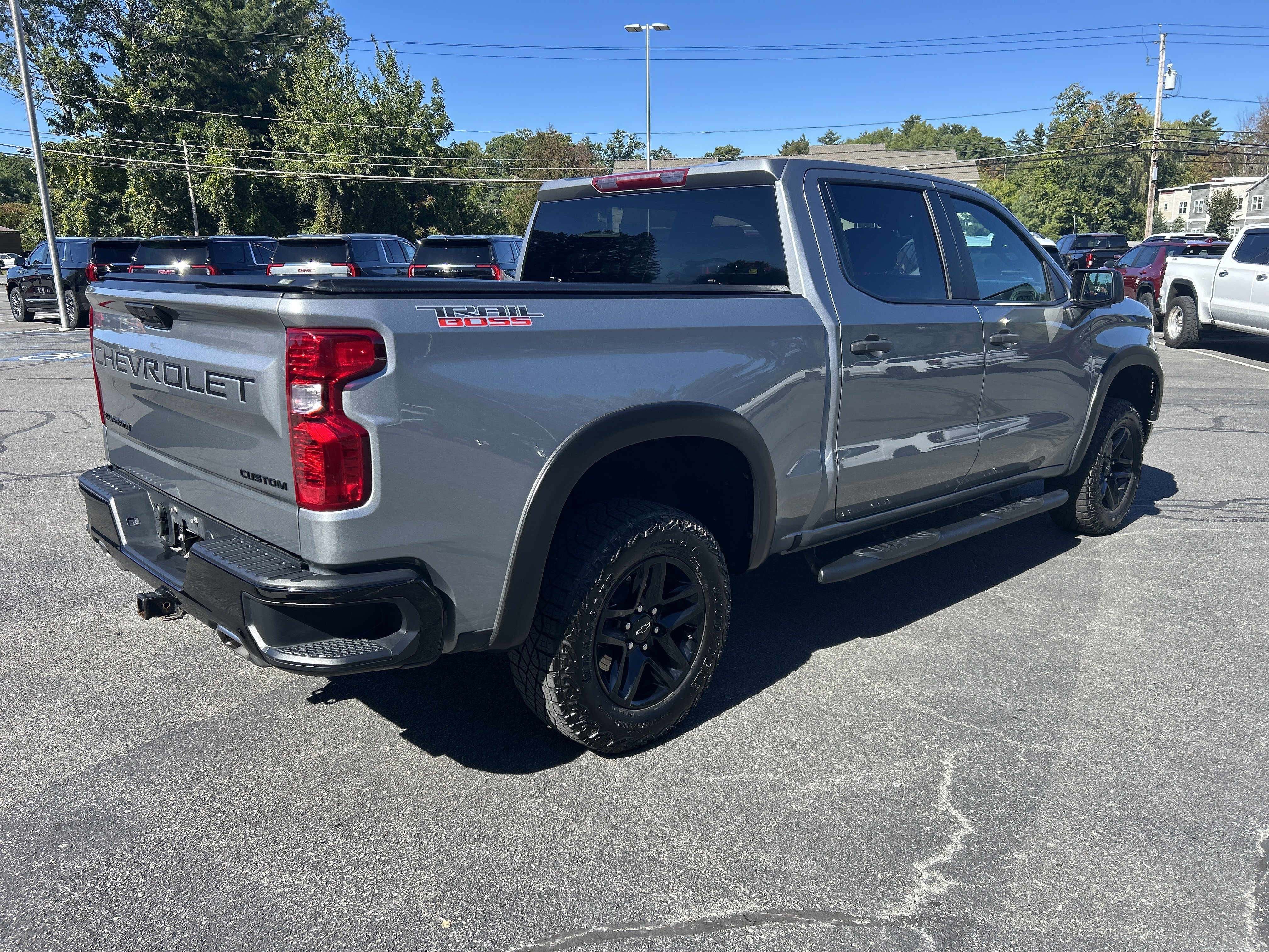 Used 2024 Chevrolet Silverado 1500 Custom Trail Boss w/ LPO, Dark Essentials Package AWD/4WD image 14