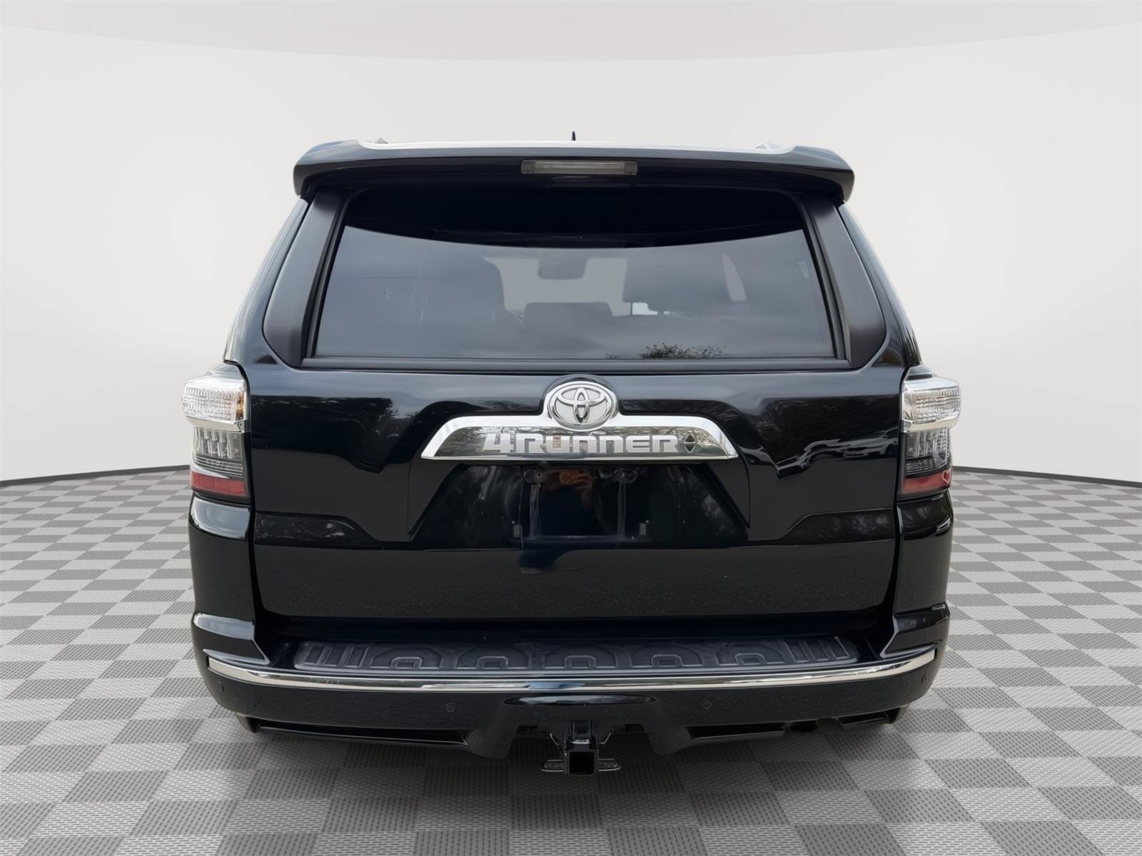 Used 2022 Toyota 4Runner Limited AWD/4WD image 6